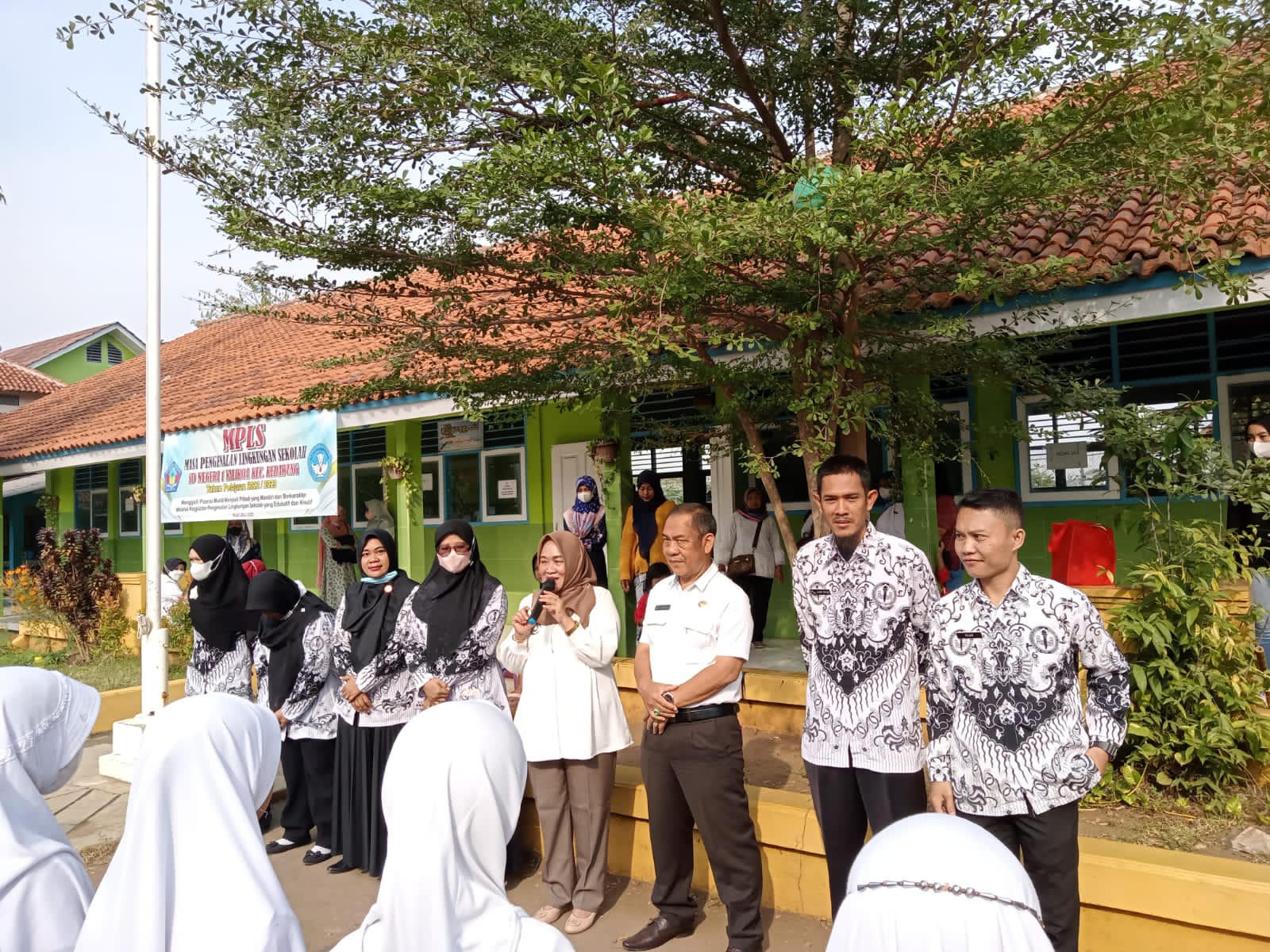 Kegiatan Gotong Royong